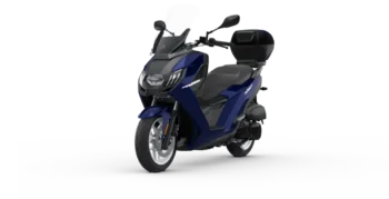 Renting PEUGEOT PULSION 125 EVO URBAN