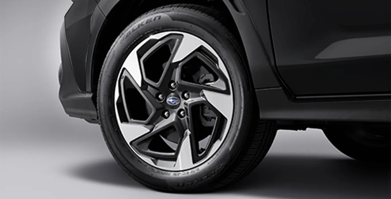 Subaru-Crosstrek-2.0i-Hybrid-Field-CVT-rueda-negro.webp