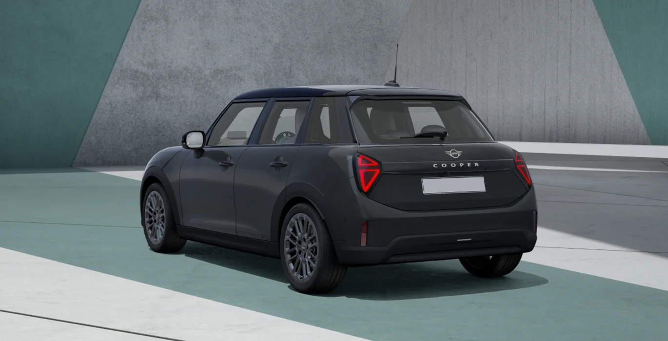 MINI-Cooper-5-Puertas-C-Favoured-115kW-gris-trasera.webp