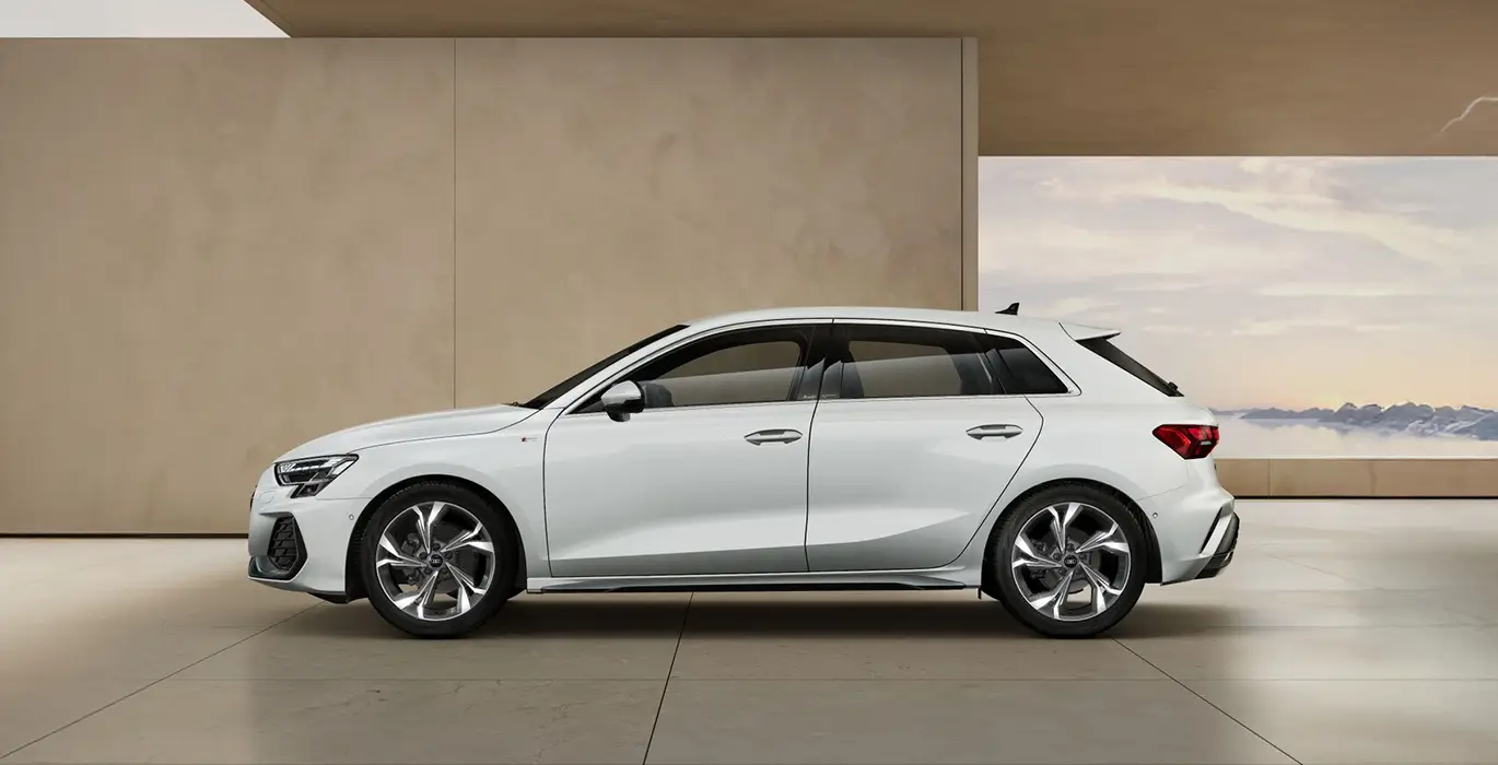 AUDI-A3-Sportback-S-Line-TFSIe-150kW-S-Tronic-lateral
