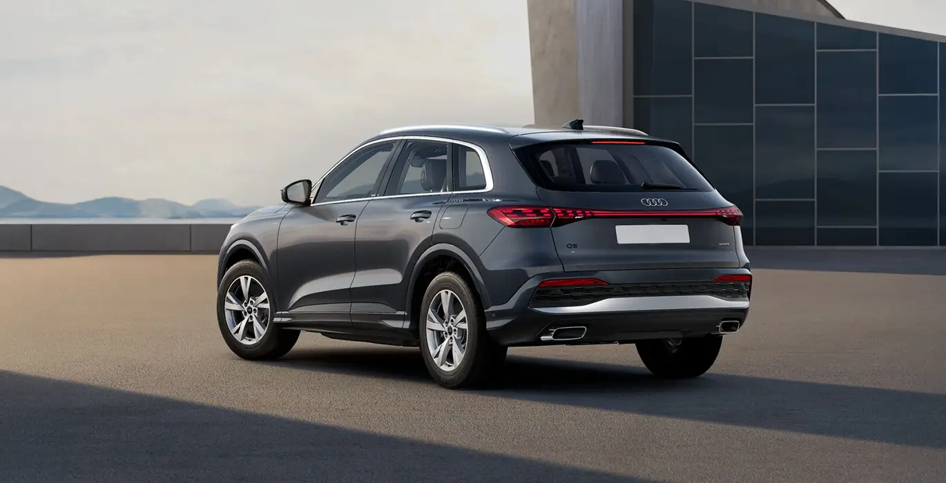 AUDI-Q5-Advanced-e-hybrid-quattro-220kW-S-tronic-trasera