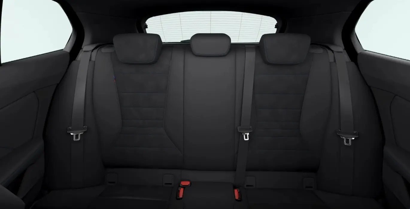 BMW-Serie-1-118d-interior-trasera