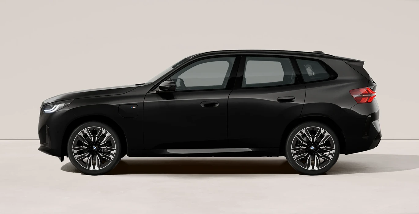 BMW-X3-30e-xDrive-II-lateral-negro