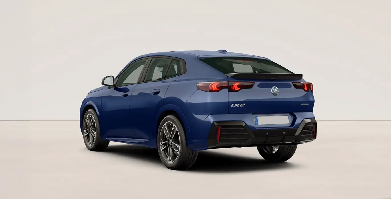 BMW-ix2-eDrive20-azul-trasera