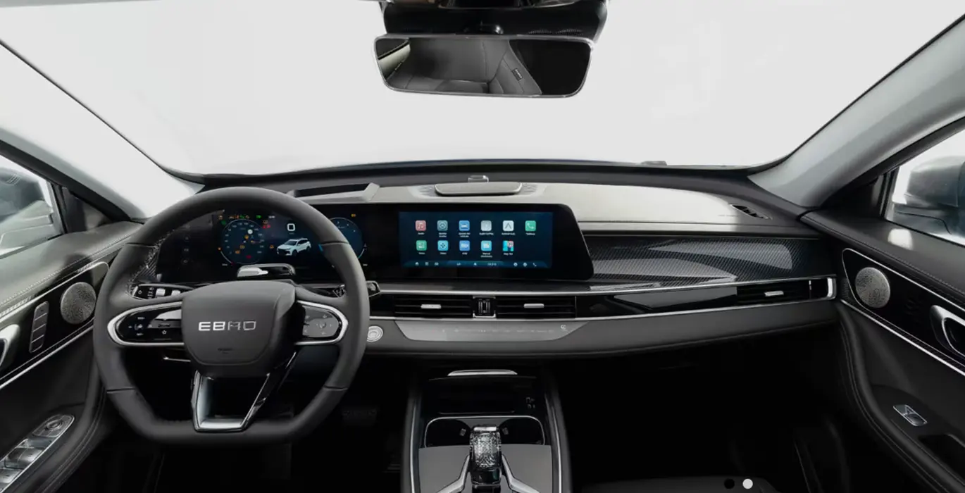 EBRO-S700-1.6-TGDI-Luxury-7-DCT-interior-delantera