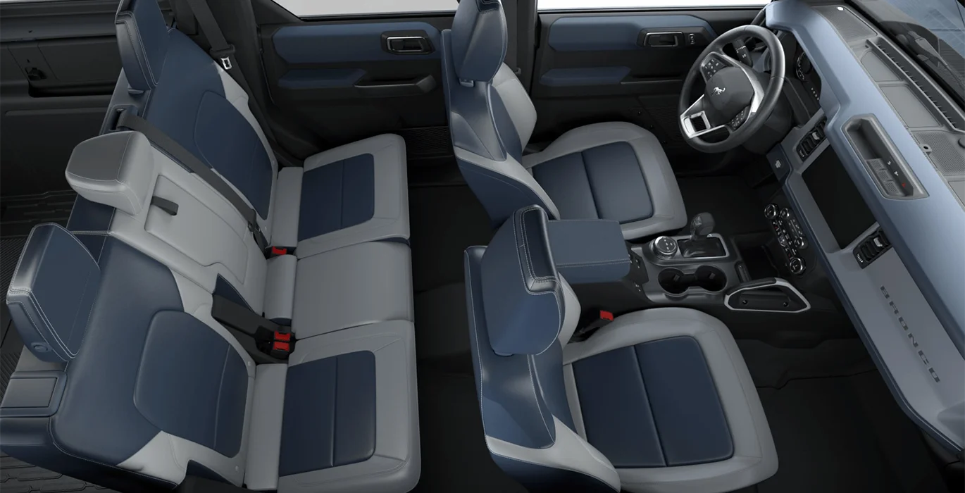 FORD-Bronco-Outer-Banks-2.7-EcoBoost-V6-335CV-interior-trasera
