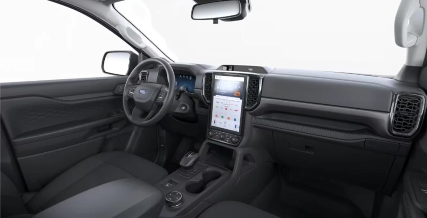 Ford-Ranger-3.0-Ecoblue-V6-E-awd-Doble-Cabina-XLT-Automatico-interior-delantera-II