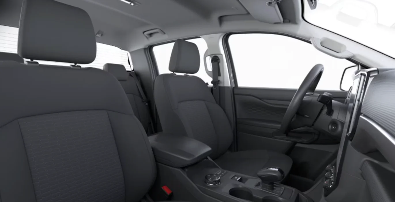 Ford-Ranger-3.0-Ecoblue-V6-E-awd-Doble-Cabina-XLT-Automatico-interior-trasera