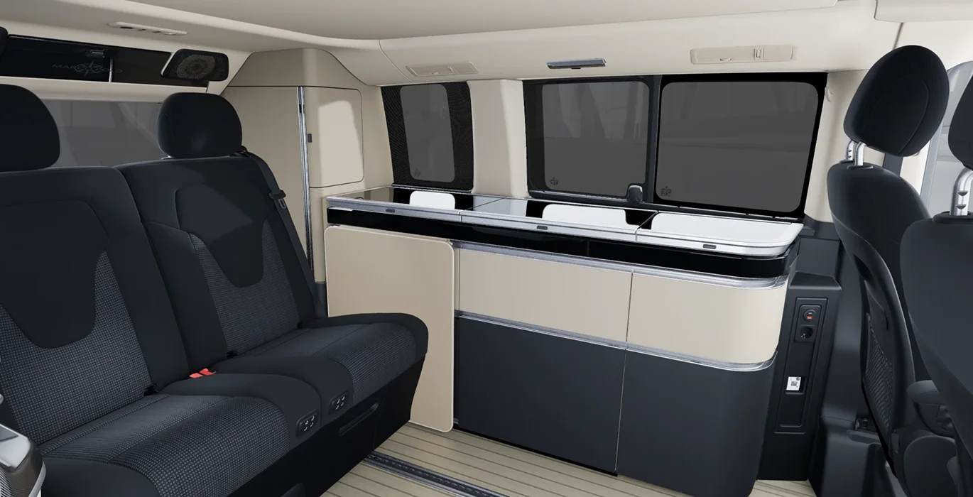 Mercedes-Benz-Clase-V-Marco-Polo-300d-interior-trasera