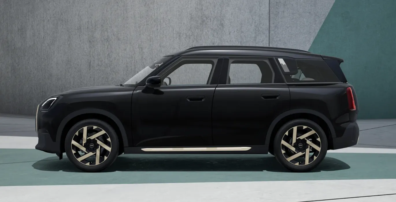 Mini-Countryman-D-Favoured-120kW-lateral