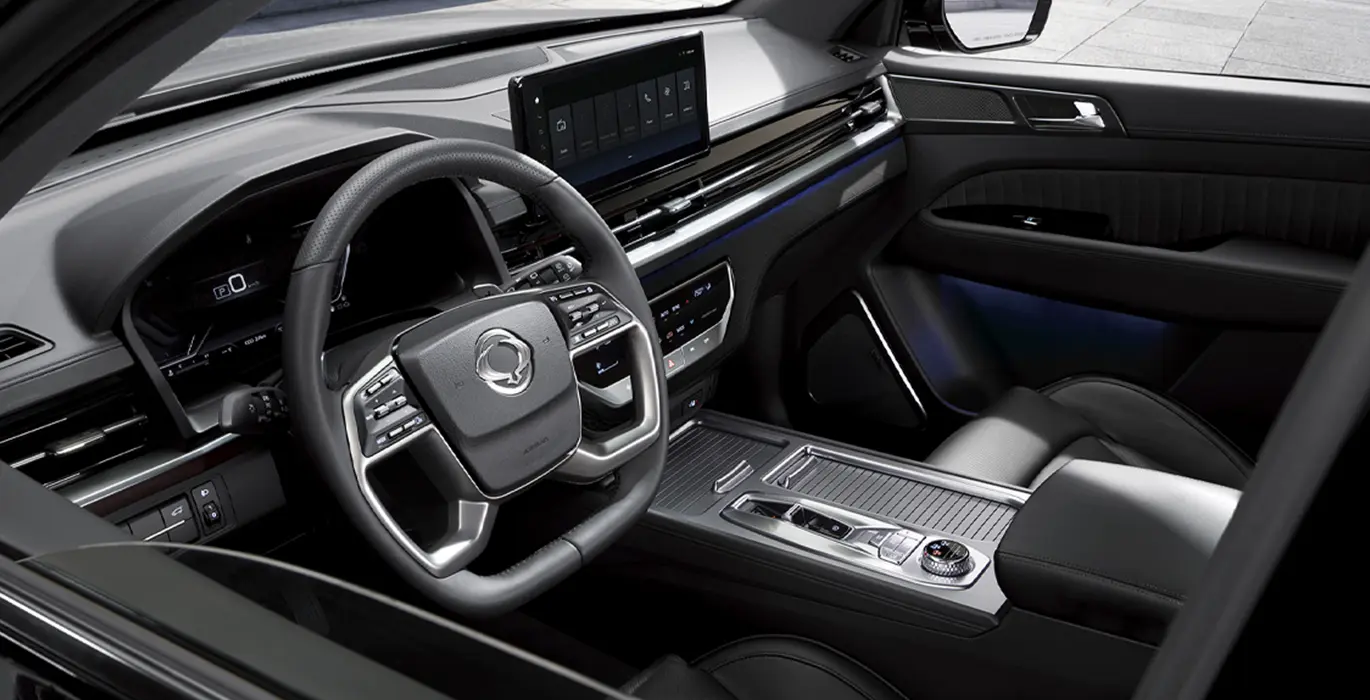 SSANGYONG-Rexton-D22-DTR-Pro-4x4-Aut.-interior-delantera