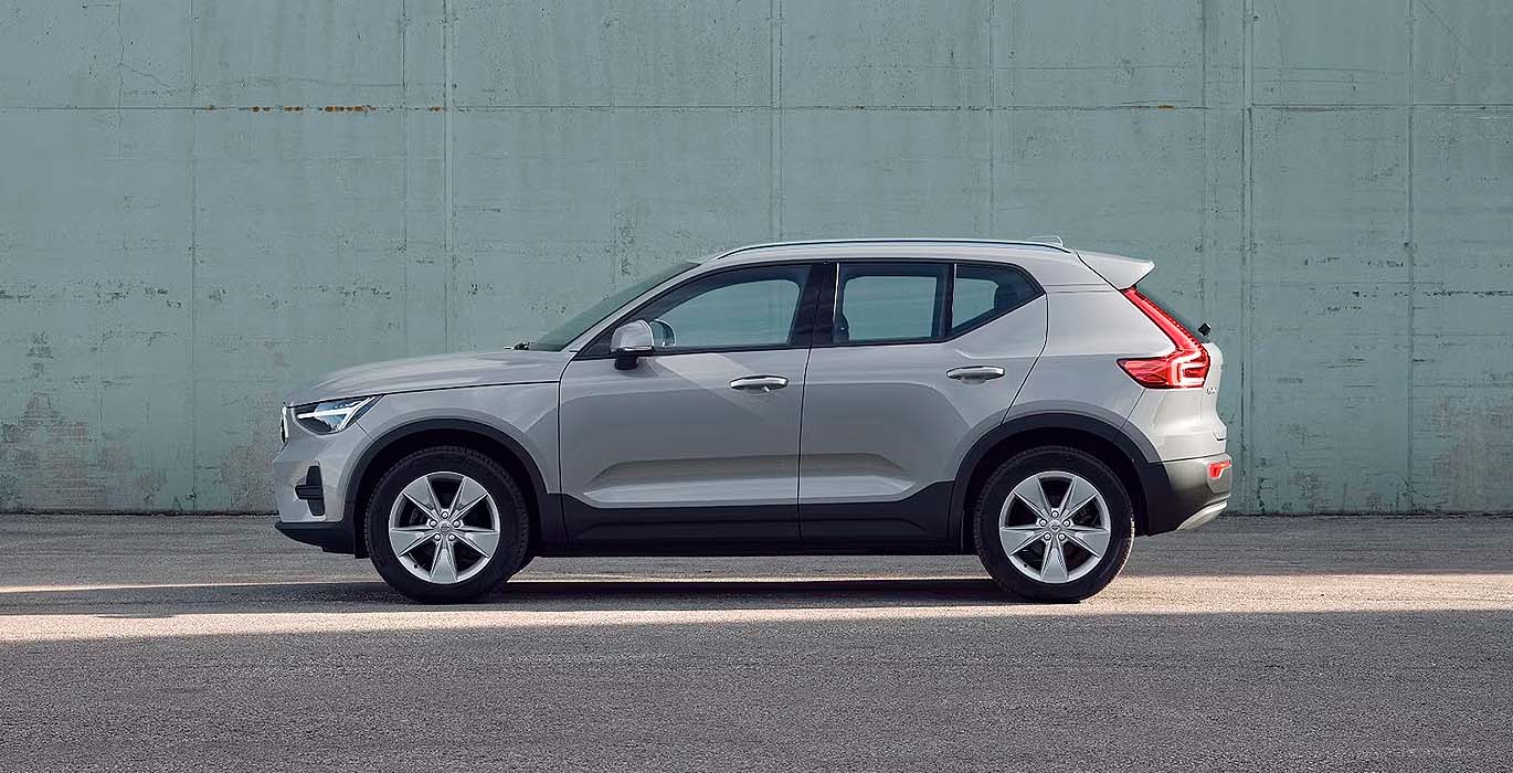 VOLVO-XC40-2.0-B3-G-Core-Auto-exterior-perfil