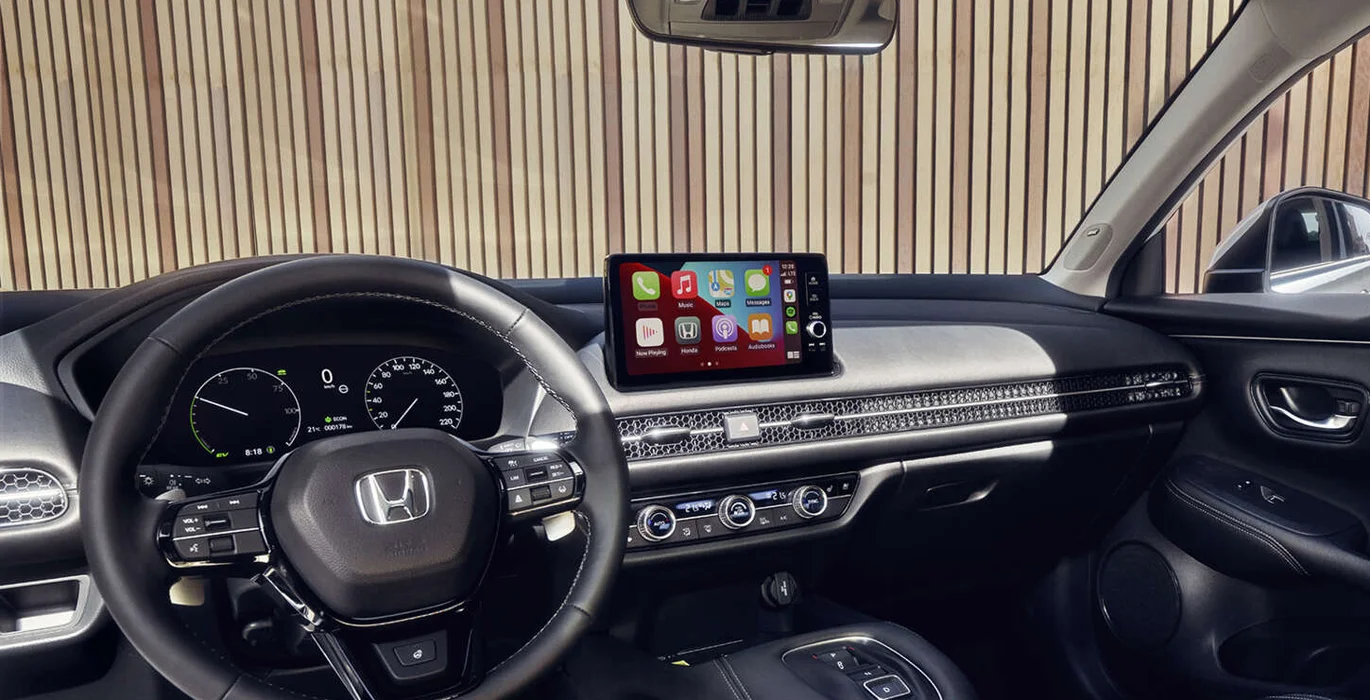 HONDA-ZR-V-2.0-i-MMD-Sport-184CV-interior-delantera