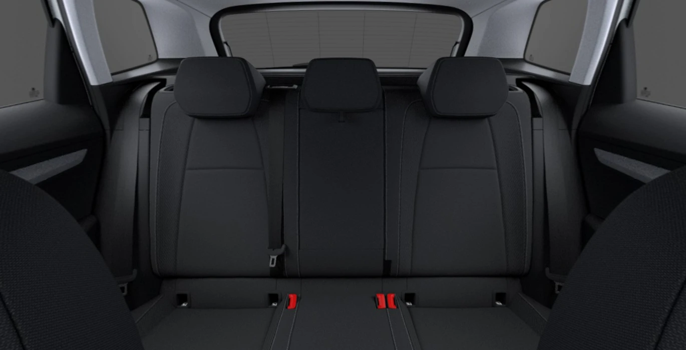 SKODA-Karoq-Selection-1.0-TSI-85kW-115CV-interior-trasera